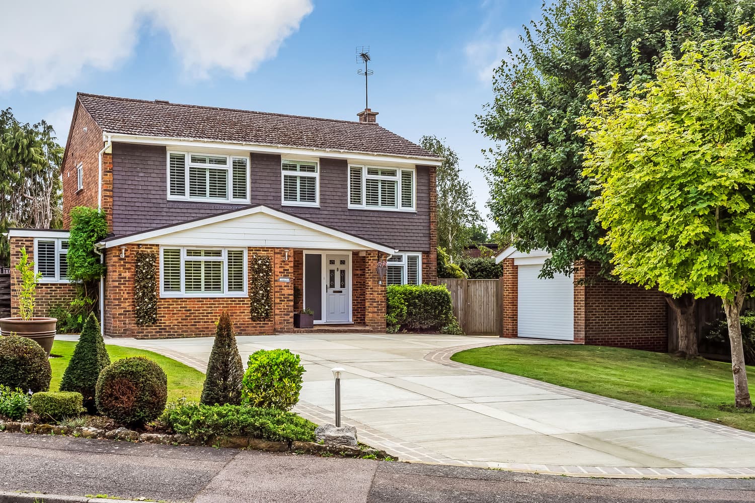 Mill Shaw, Oxted, Surrey